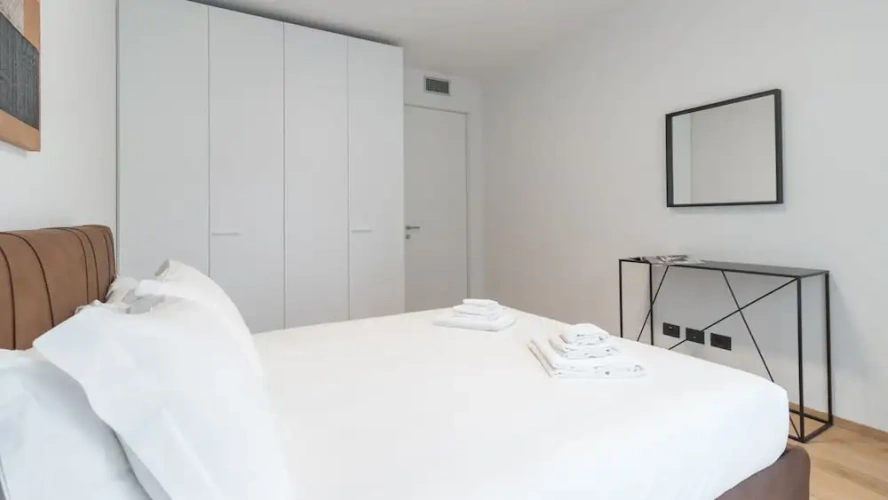 1 Bedroom Double Apartment