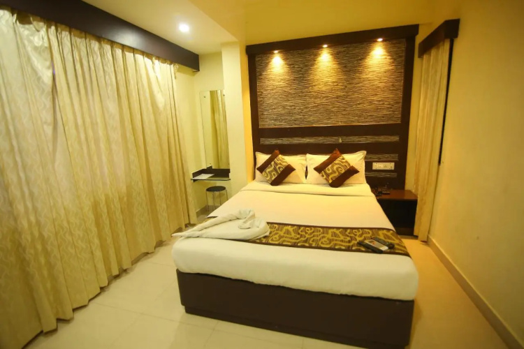 Hotel White Mount