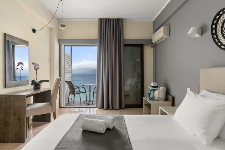Classic Double room with sea view