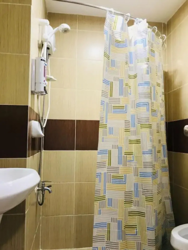 PHILGLO CONDOTELS DOT ACCREDITED Charming fully furnished studio type condo unit 6