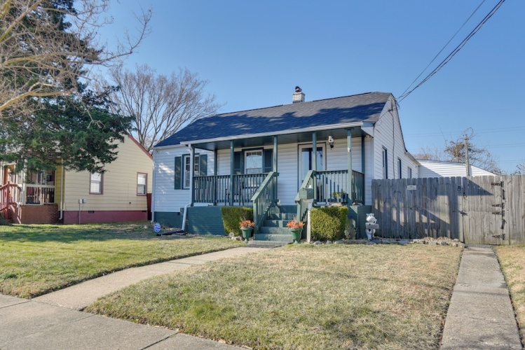 3 Bedrooms Cottage