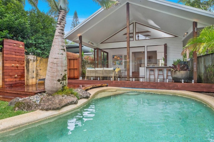 3 Bedrooms Villa
