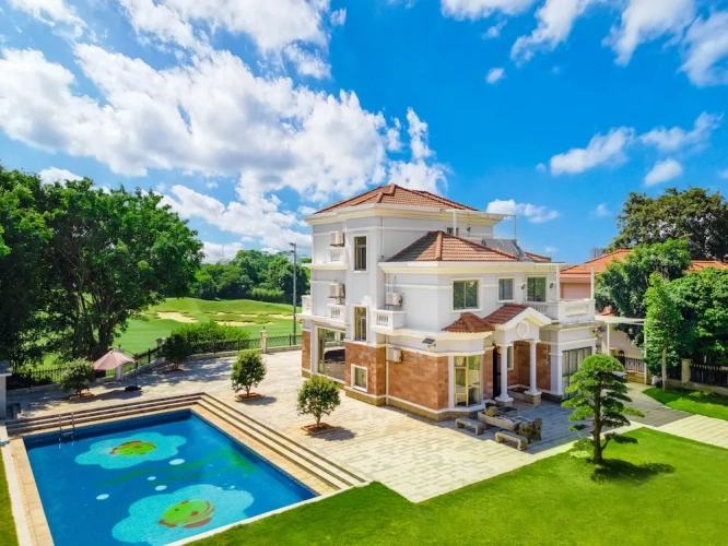 5 Bedrooms Premier Villa with balcony and with golf view