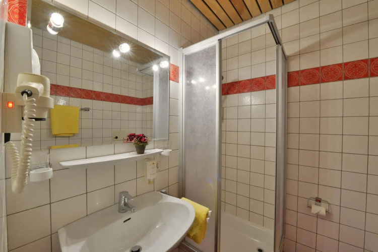 Greenline Hotel Holst