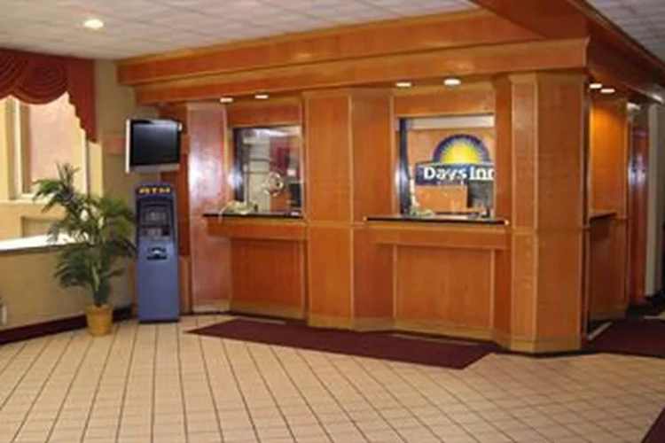 Deluxe Single Suite