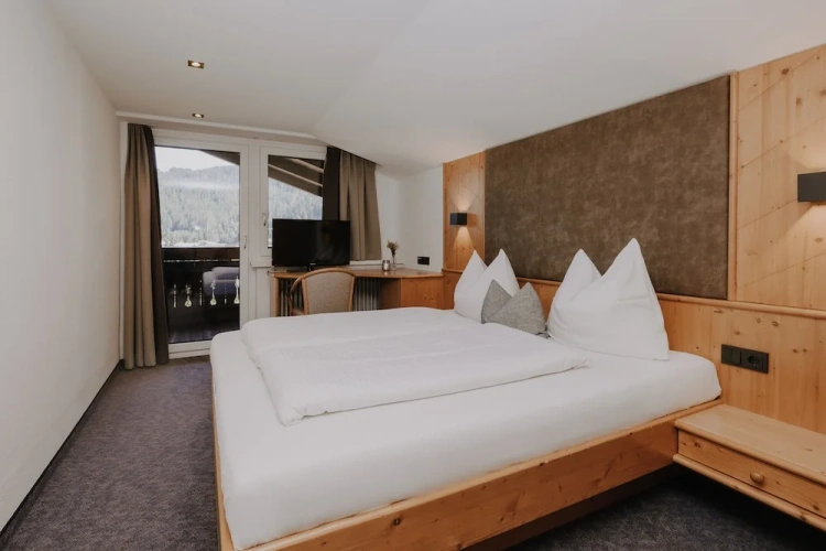 Standard Double Attic room with balcony