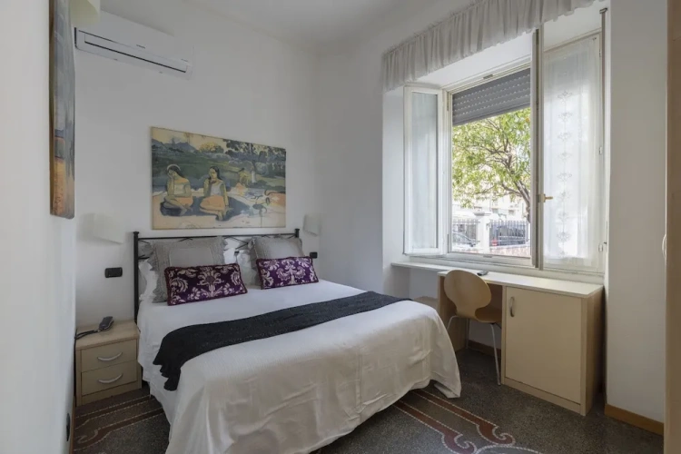 Standard Double Basement room