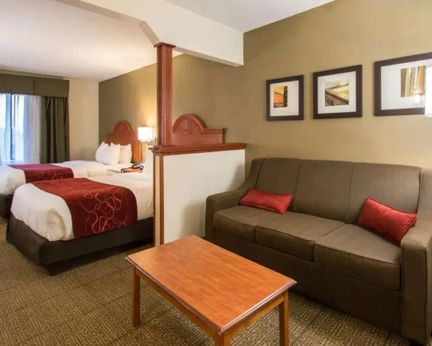 Comfort Suites