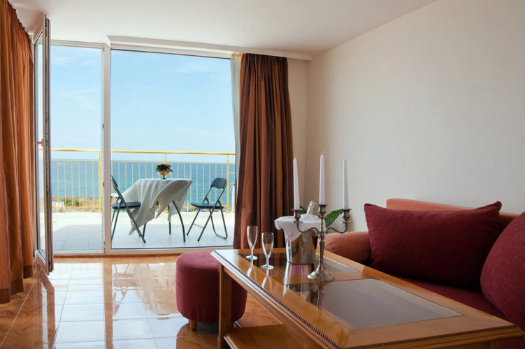 Hotel Sunny