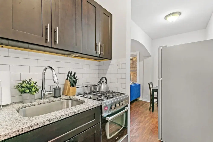 Sunlit Studio - Lunt 1429 rep