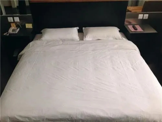 H Hotel