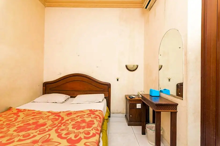 OYO 2422 Rama Hotel