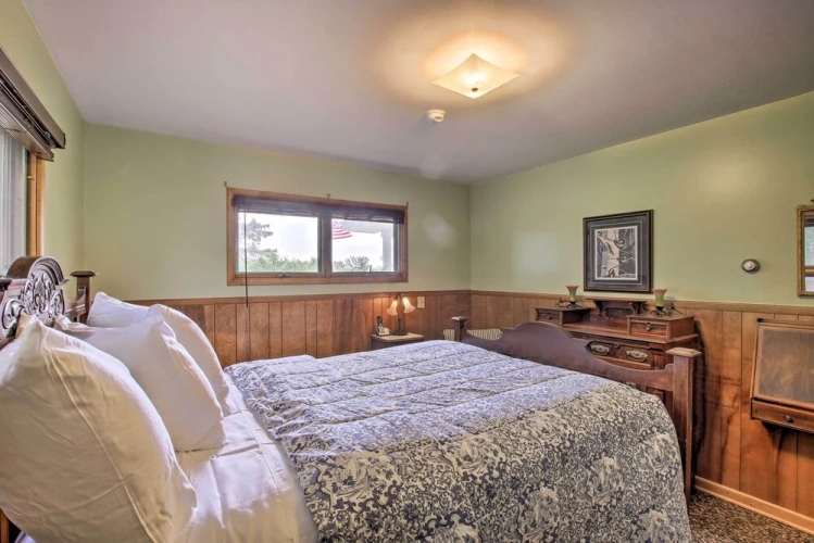 3 Bedrooms Cottage