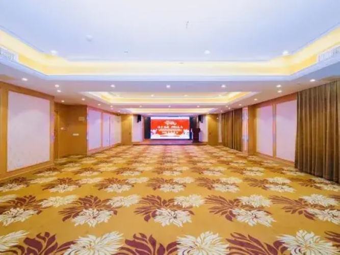Vienna Hotel (Zhaoqing Qixingyan Dongmen)