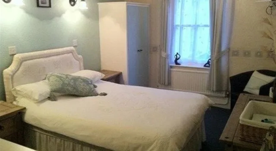 The George Hotel
