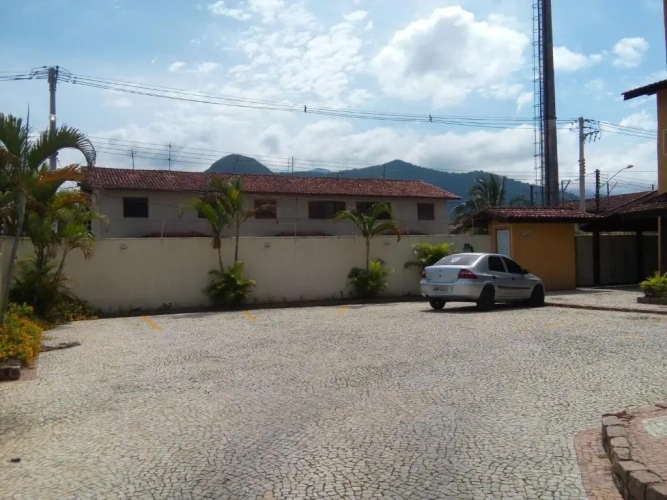 2 Bedrooms Cottage