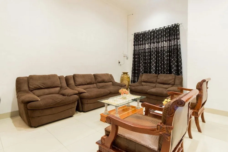 OYO 471 Taj Residence Syariah