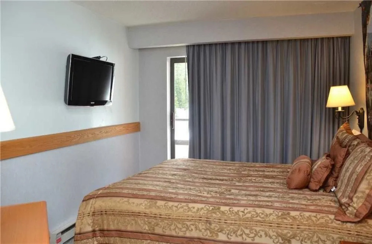 Beaver Run Resort Unit 4237 by RedAwning