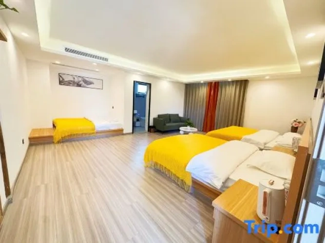 Deluxe Triple room
