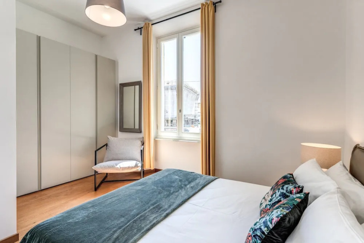 AwesHome Luxury Apartment