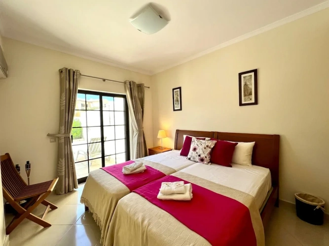 3 Bedrooms Villa