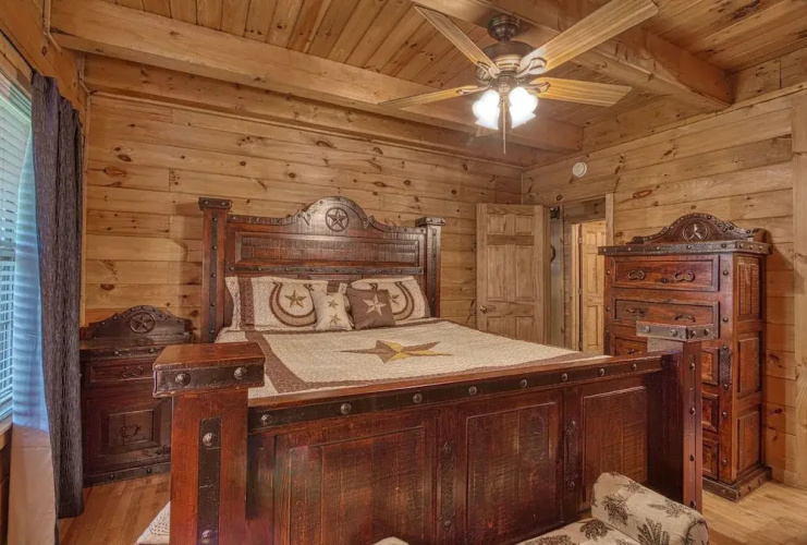 Cowboy Hideout - 2 Br Cabin