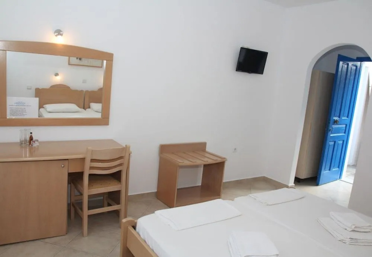 Aiolos Hotel