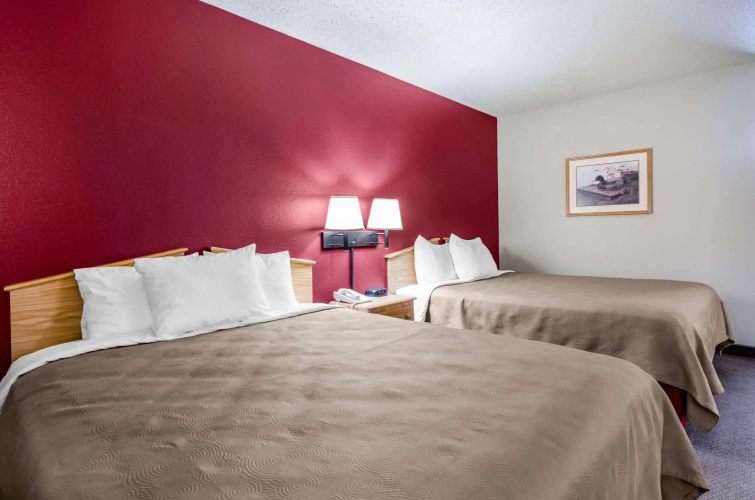Rodeway Inn Hesston