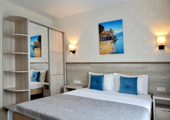 2 Bedrooms Suite