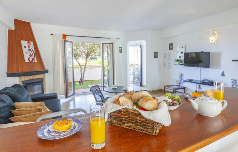 C06 - Porto De Mos 3 Bed Townhouse