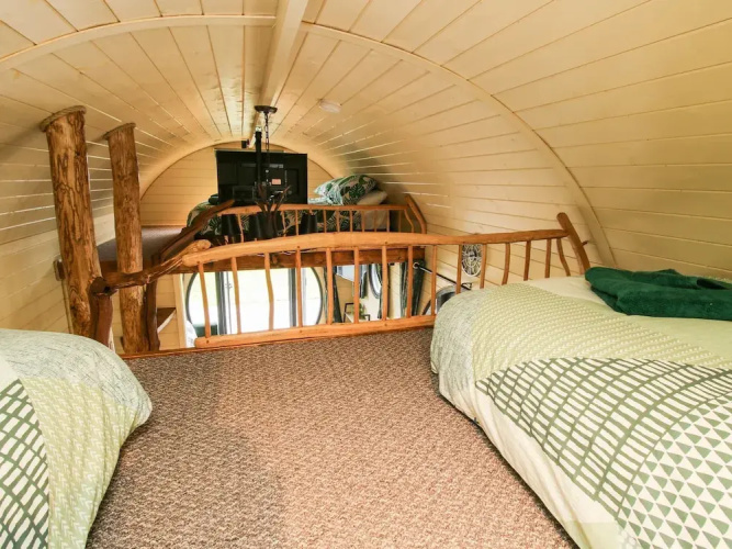 Callow Pod