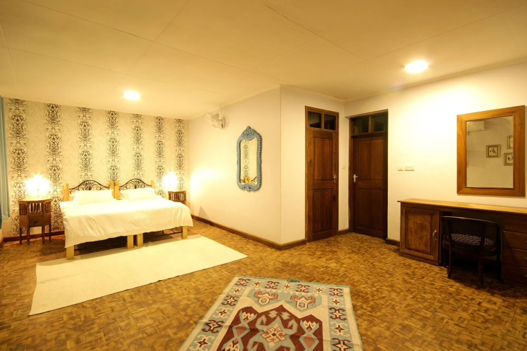 Boulevard Inn Mt Meru