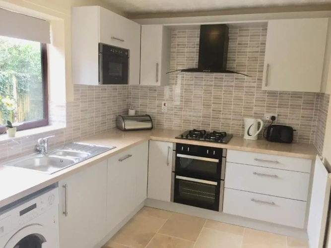 3 Bedrooms Cottage