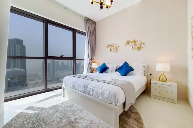 GreenFuture - High-Rise Sleek Studio With Panoramic City Views