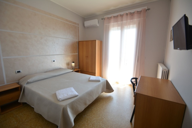 Superior Double room with balcony and with sea view