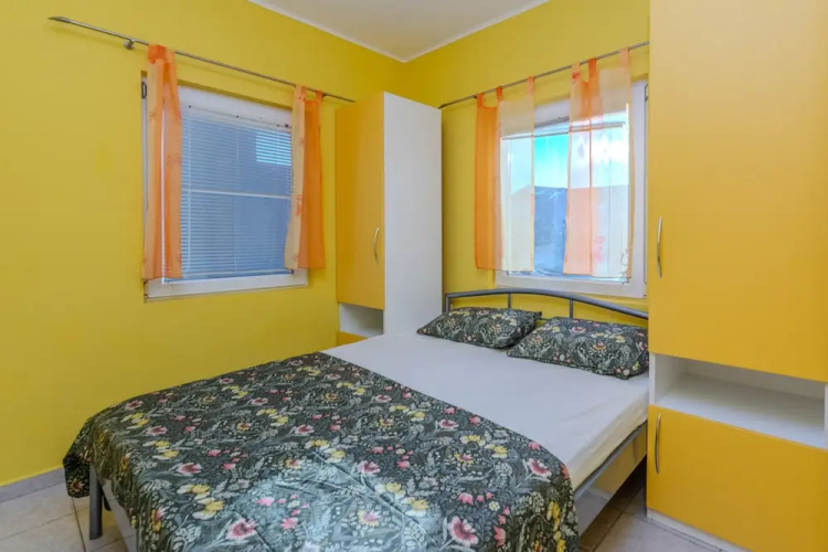 Apartments Mahnet