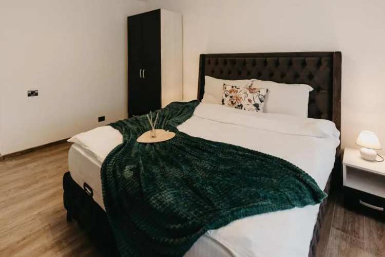 1BDR Central Apartment in Arad