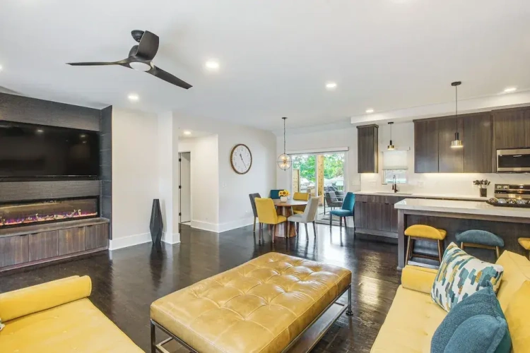 5 Bedrooms Cottage
