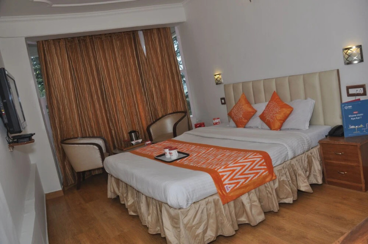 OYO 1636 Hotel Rahat Regency
