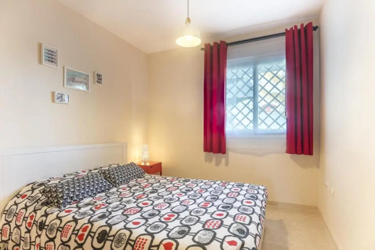 2187-Lovely 2bedrooms with pool and playground
