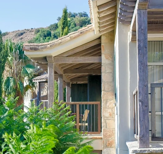 1 Bedroom Suite with garden view