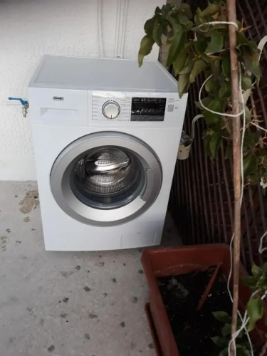 Fully renovated small & cosy studio