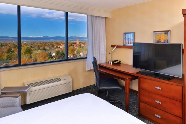 Standard Quadruple room with mountain view