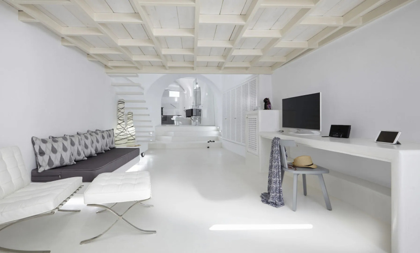 Dreams Luxury Suites