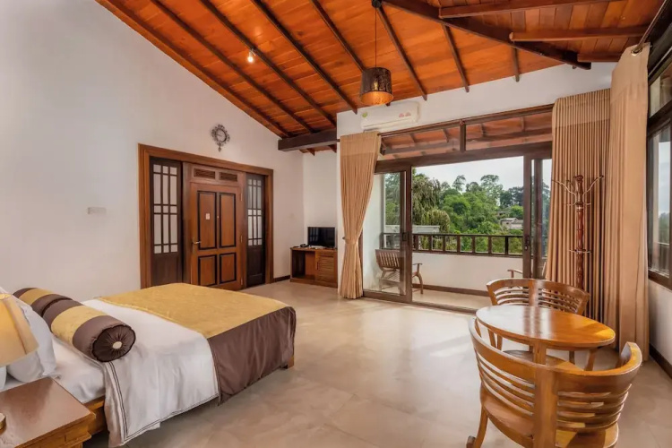 Eagle Regency Kandy