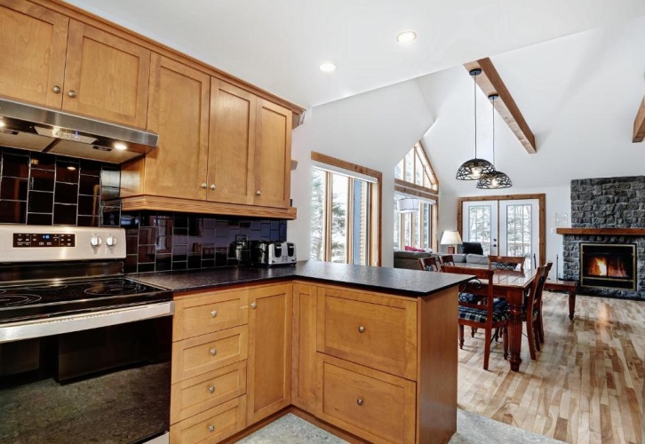 4 Bedrooms Chalet