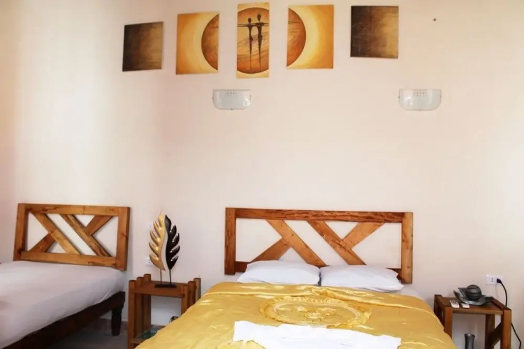 Hostal Sky View