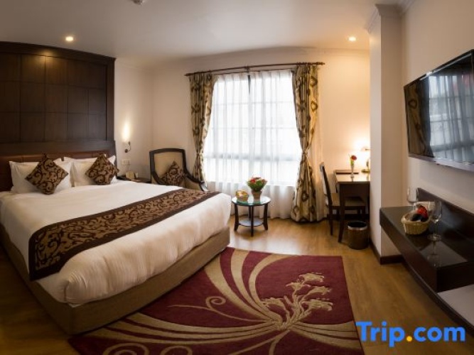 Deluxe Twin room with view