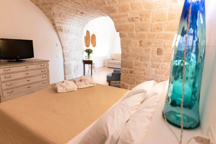 Suite with garden view