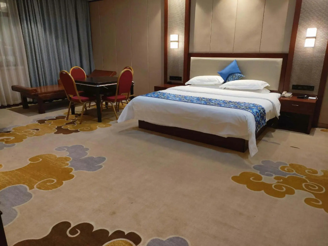 Mao'nan Minzu Hotel